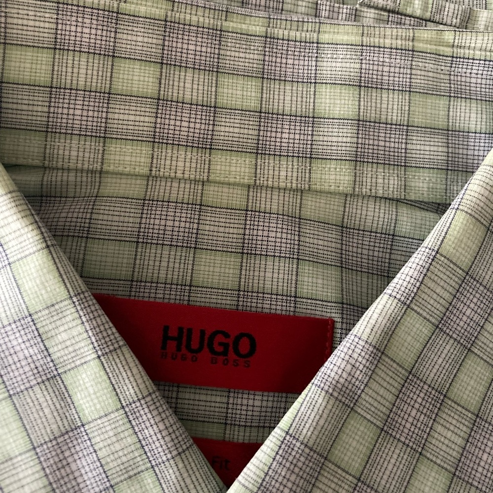 HUGO BOSS sharp fit men shirt. NWOT